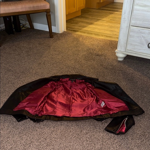 Love Tree Black Leather Jacket with Bold Red Lining - Picture 3 of 4